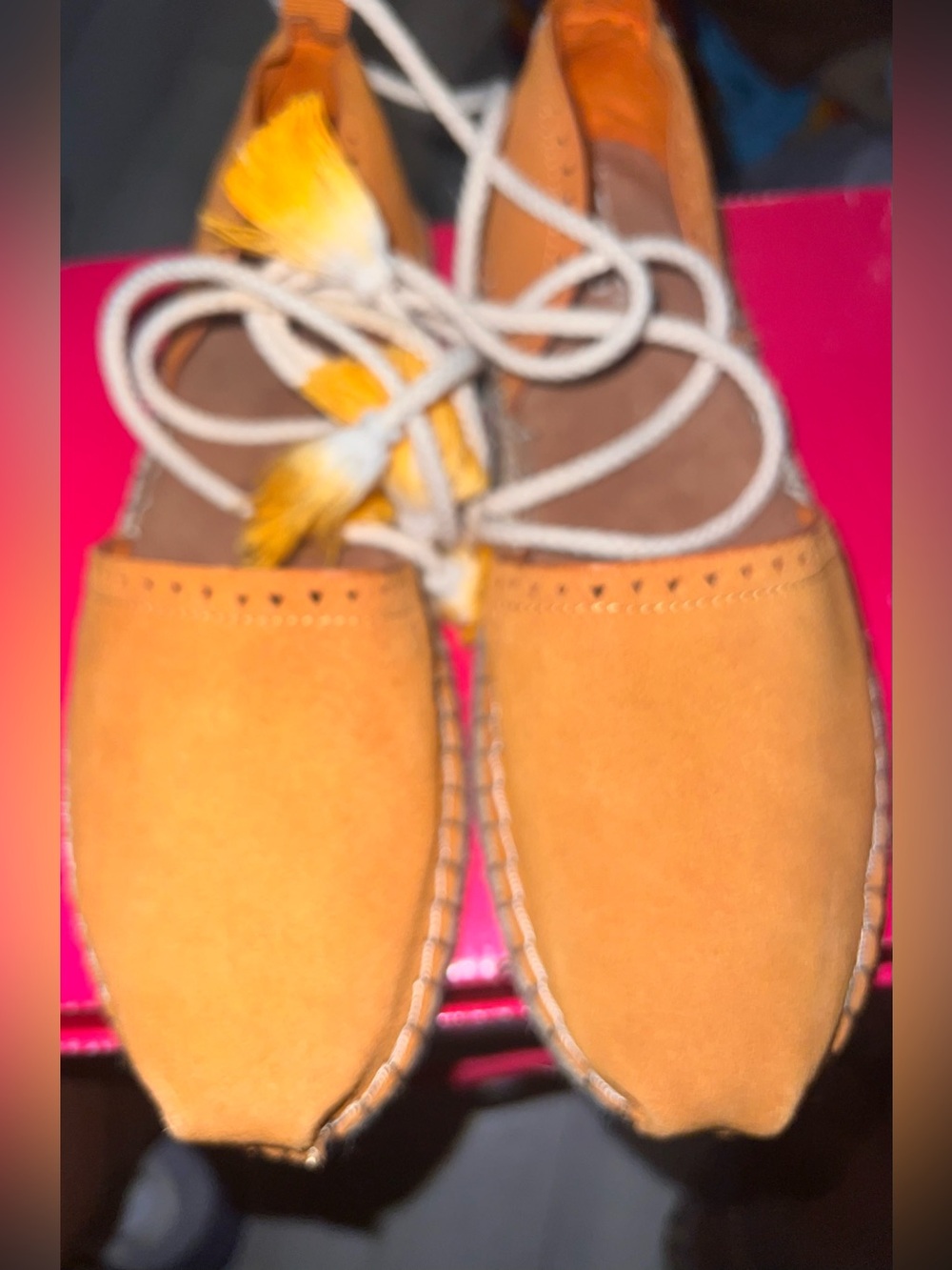 TOMS Katalina Saffron Yellow Suade Lace Up Espadrille Flats Sz 7.5 EUC